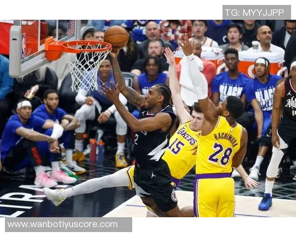 詹姆斯悼念威尔肯斯传奇人生感谢您为篮球做出的贡献 詹姆斯悼念威尔肯斯传奇人生感谢您为篮球做出的贡献