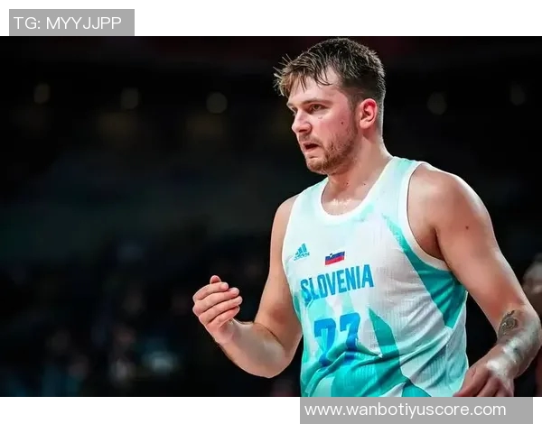 东契奇单节狂砍20分追平历史传奇成就并列第4位